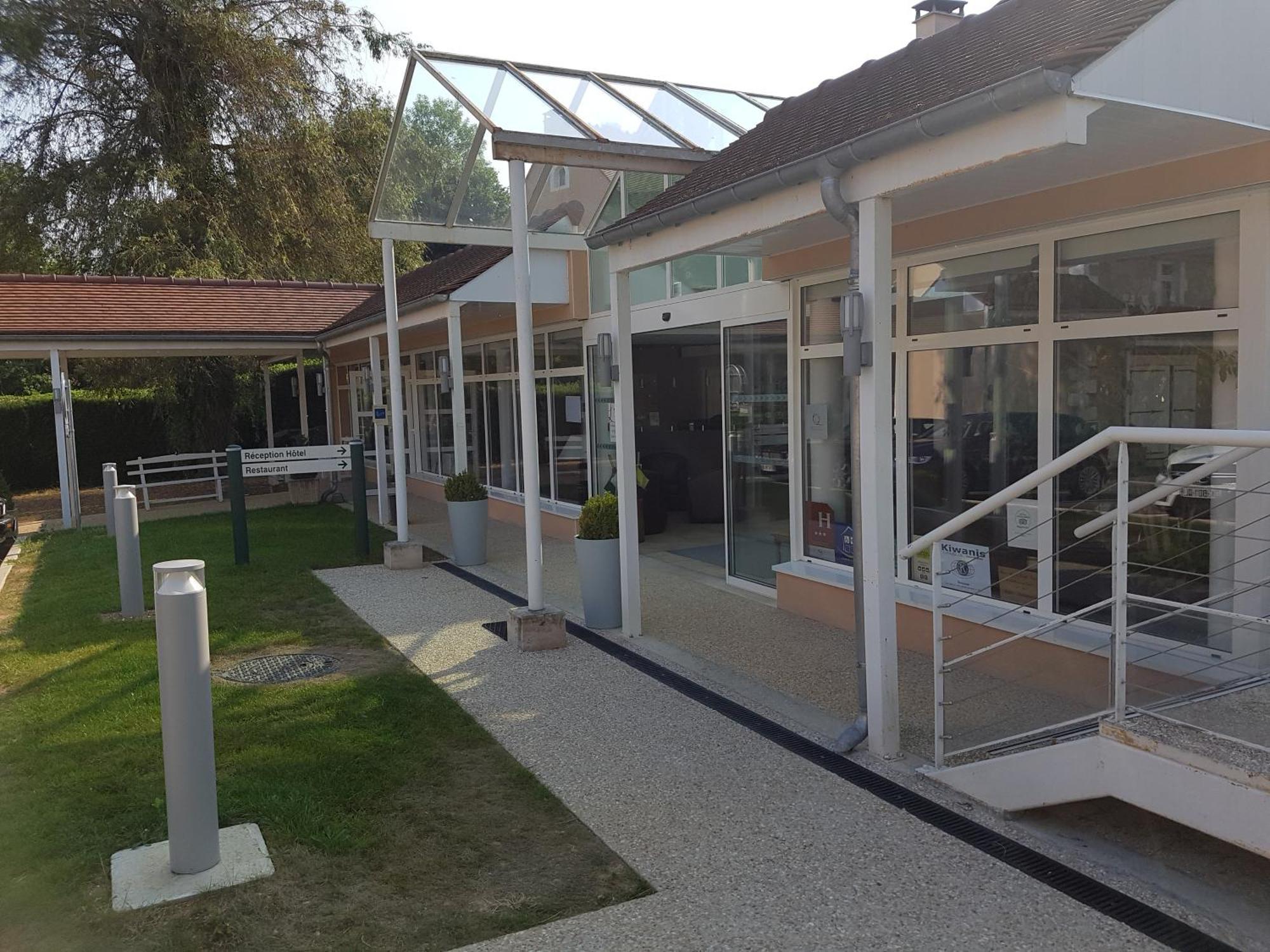 Logis Hotel Restaurant Le Moulin De La Coudre Venoy Luaran gambar