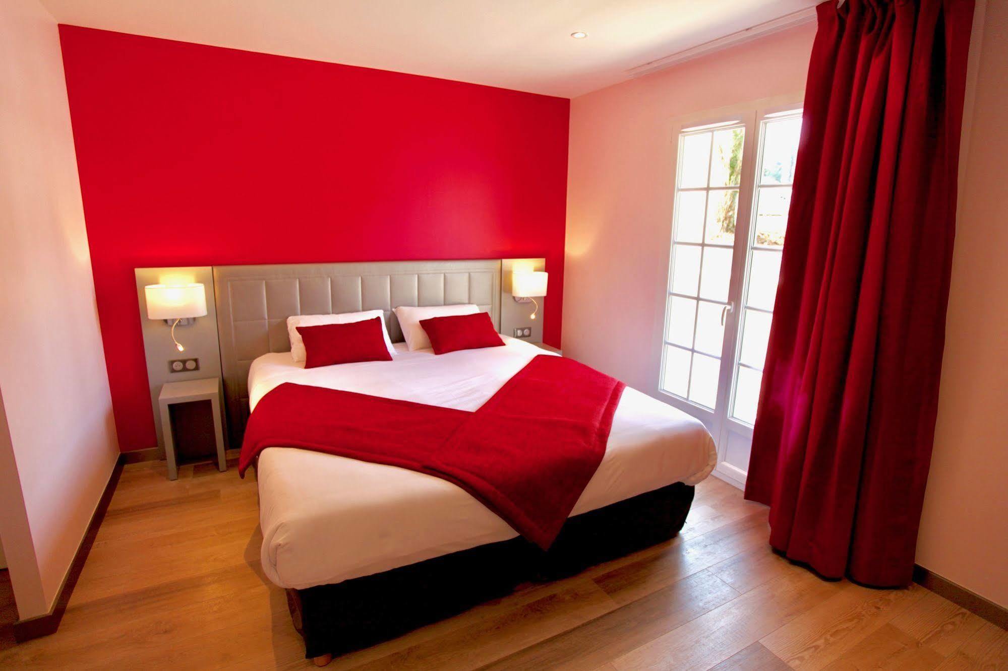 Logis Hotel Restaurant Le Moulin De La Coudre Venoy Luaran gambar